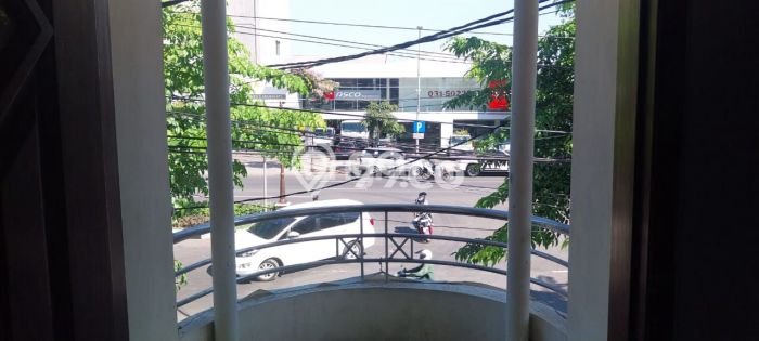 Ruko untuk Disewa di Pusat Surabaya Luas Bangunan 900m2 Ruko untuk Disewa di Pusat Surabaya Luas Bangunan 900m2
