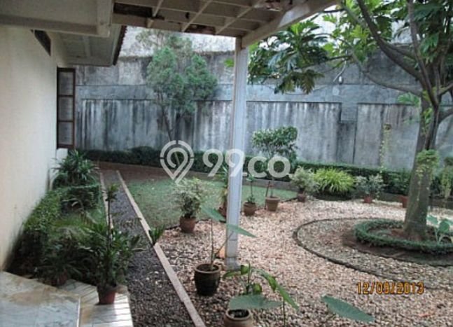 Rumah Luxury Modern Tanpa Renovasi di Bintaro Jakarta Selatan Rumah Luxury Modern Tanpa Renovasi di Bintaro Jakarta Selatan