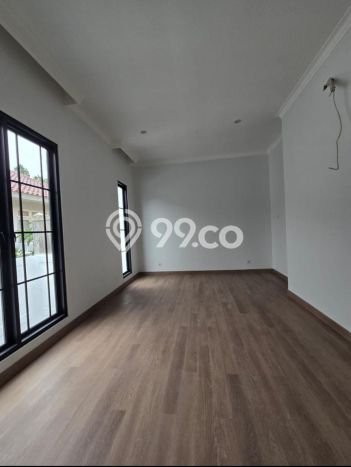 Rumah Elit Modern Tanpa Renovasi di Bintaro Tangerang Selatan Rumah Elit Modern Tanpa Renovasi di Bintaro Tangerang Selatan