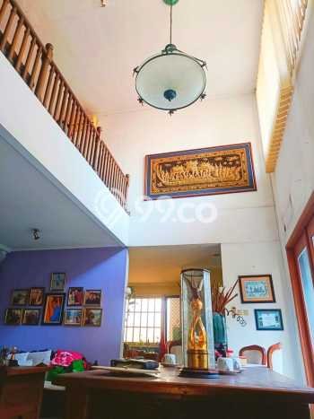Jual Rumah Luas Megah Dengan View Eksklusif di Bintaro, Jakarta Selatan Jual Rumah Luas Megah Dengan View Eksklusif di Bintaro, Jakarta Selatan