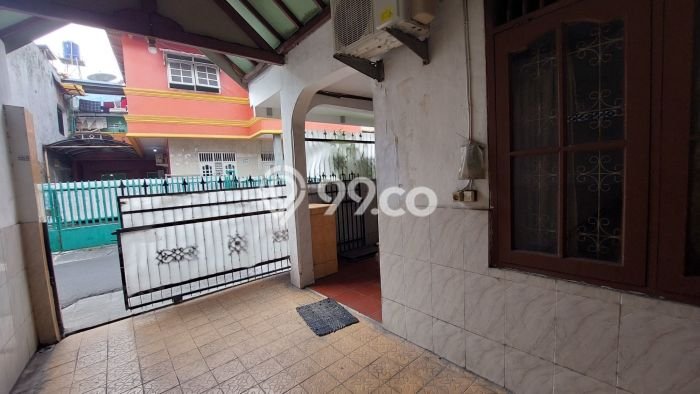 Dijual Rumah 3 Kamar Lokasi Strategis Bagus dan Strategis di Kemayoran Dijual Rumah 3 Kamar Lokasi Strategis Bagus dan Strategis di Kemayoran