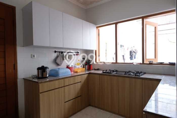 Jual Rumah Luas Megah Dengan View Cantik di Lebak Bulus, Jakarta Selatan Jual Rumah Luas Megah Dengan View Cantik di Lebak Bulus, Jakarta Selatan