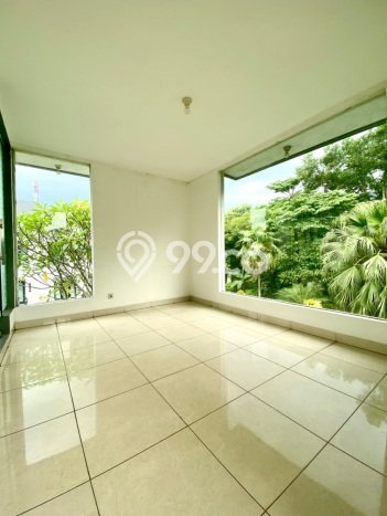 Rumah Elit Akses Strategis di Tangerang Selatan Semi Furnished Rumah Elit Akses Strategis di Tangerang Selatan Semi Furnished