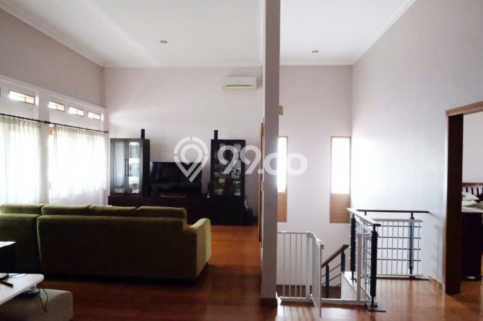 Jual Rumah Luas Megah Dengan View Cantik di Lebak Bulus, Jakarta Selatan Jual Rumah Luas Megah Dengan View Cantik di Lebak Bulus, Jakarta Selatan