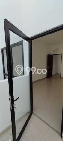 Rumah Elit Modern Tanpa Renovasi di Muara Karang Jakarta Utara Rumah Elit Modern Tanpa Renovasi di Muara Karang Jakarta Utara