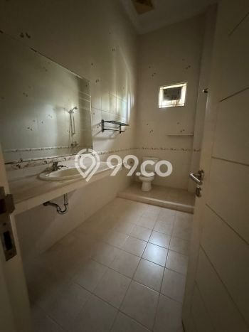 Rumah Elit Modern Tanpa Renovasi di Muara Karang Jakarta Utara Rumah Elit Modern Tanpa Renovasi di Muara Karang Jakarta Utara