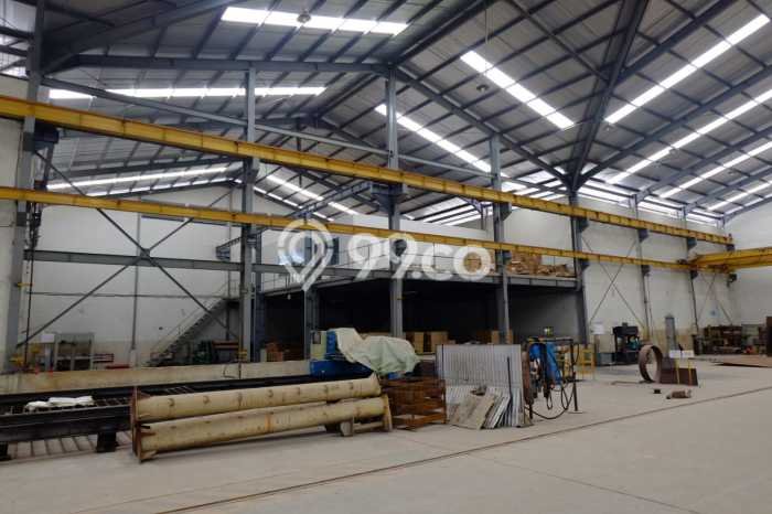 Gudang Bagus LT 4600m2 LB 2100m2 Dijual di Cibitung Bekasi Gudang Bagus LT 4600m2 LB 2100m2 Dijual di Cibitung Bekasi