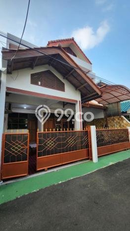 Siap Huni Rumah Mewah 4 Kamar di Duren Sawit Dekat ke Mana Saja Siap Huni Rumah Mewah 4 Kamar di Duren Sawit Dekat ke Mana Saja