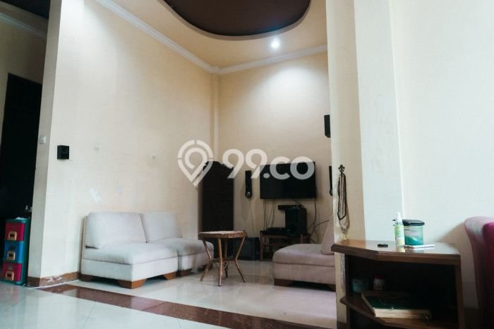 Jual Rumah Bagus Siap Huni LB 240m2 di Cakung, Jakarta Timur Jual Rumah Bagus Siap Huni LB 240m2 di Cakung, Jakarta Timur