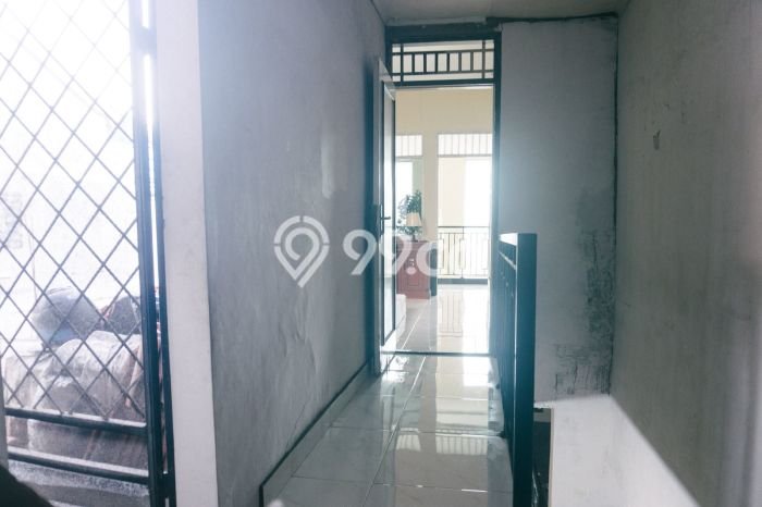 Jual Rumah Bagus Siap Huni LB 240m2 di Cakung, Jakarta Timur Jual Rumah Bagus Siap Huni LB 240m2 di Cakung, Jakarta Timur