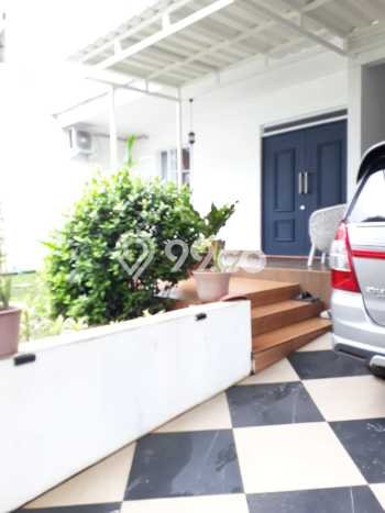 Rumah Luxury Modern Siap Huni di Pondok Cabe Tangerang Rumah Luxury Modern Siap Huni di Pondok Cabe Tangerang