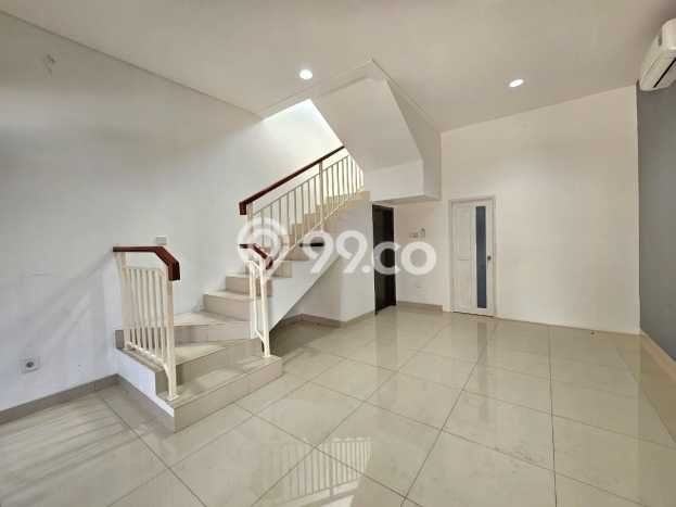 FOR SALE! Ruko di Cakung Jakarta Timur, LT 65m2, LB 70m2 FOR SALE! Ruko di Cakung Jakarta Timur, LT 65m2, LB 70m2