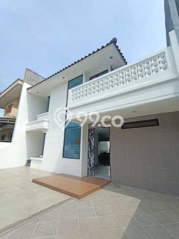 Lokasi strategis! Rumah siap pakai dikontrakkan di Cakung LB 175m2 Lokasi strategis! Rumah siap pakai dikontrakkan di Cakung LB 175m2