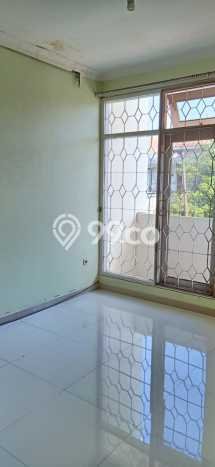 Rumah Strategis Modern Lb 250m2 di Cakung, Jakarta Timur Rumah Strategis Modern Lb 250m2 di Cakung, Jakarta Timur