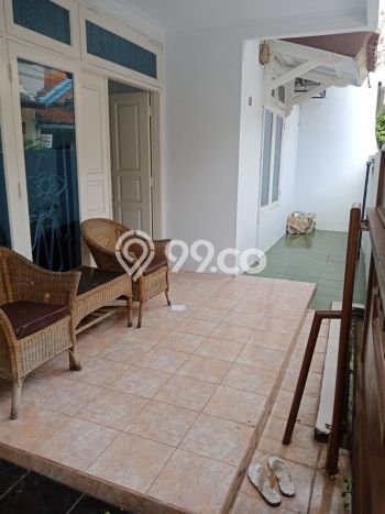Jual Rumah Mewah Elegan Dengan View Cantik di Rawamangun, Jakarta Timur Jual Rumah Mewah Elegan Dengan View Cantik di Rawamangun, Jakarta Timur