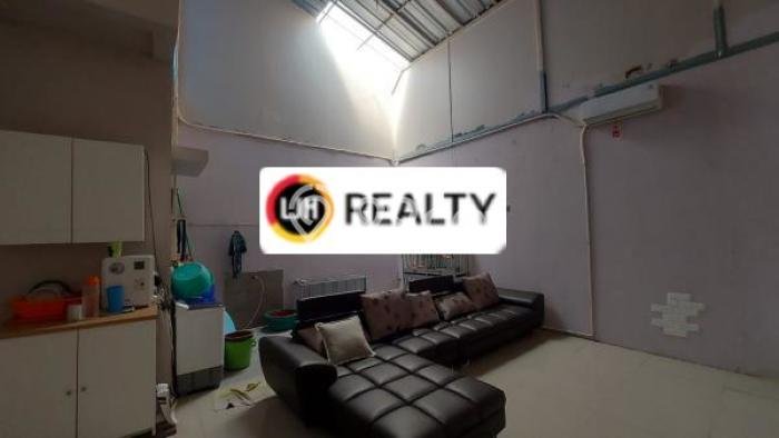 Rumah Idaman Keluarga! Rumah Mewah di Cakung, Jakarta Timur, Luas 119m² Bangunan 150m² Rumah Idaman Keluarga! Rumah Mewah di Cakung, Jakarta Timur, Luas 119m² Bangunan 150m²