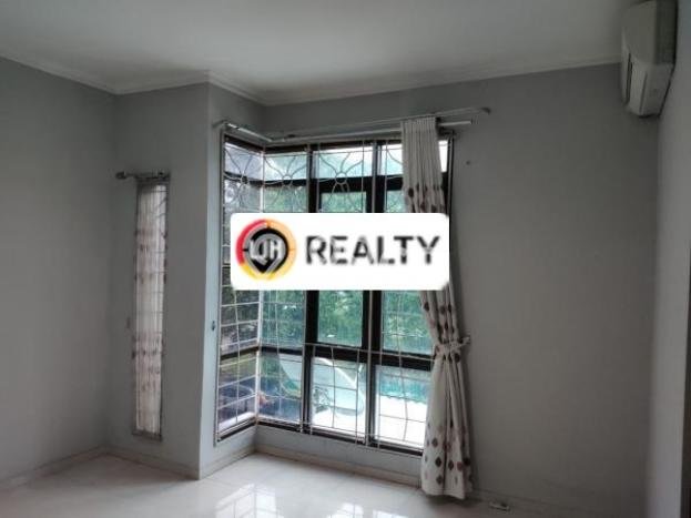 Rumah di Cakung, Akses ke Stasiun, 3 KM, LT 96m² Bangunan 132m² Rumah di Cakung, Akses ke Stasiun, 3 KM, LT 96m² Bangunan 132m²