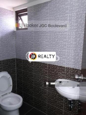 Rumah Strategis di Cakung, Jakarta Timur, LT 84m² LB 120m² - HARGA NEGO! Rumah Strategis di Cakung, Jakarta Timur, LT 84m² LB 120m² - HARGA NEGO!