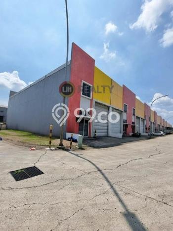 Gudang Dijual di Cakung Jakarta Timur dengan Luas Bangunan 152m2 Gudang Dijual di Cakung Jakarta Timur dengan Luas Bangunan 152m2