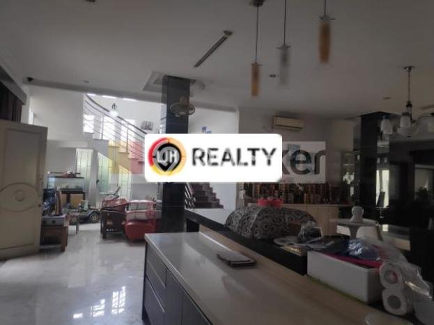 Rumah kawasan Duren Sawit, Jakarta Timur, Luas 625m² Bangunan 800m² Rumah kawasan Duren Sawit, Jakarta Timur, Luas 625m² Bangunan 800m²