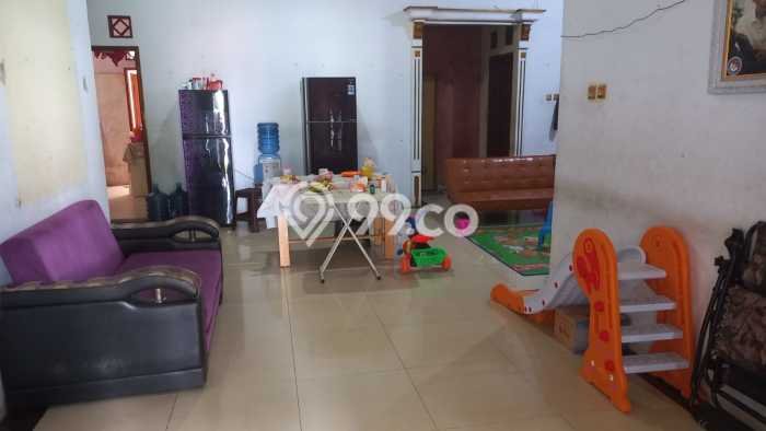 Rumah Elit LB 150m2 Siap Pakai Desain Elegan di Pulogebang, Jakarta Timur Rumah Elit LB 150m2 Siap Pakai Desain Elegan di Pulogebang, Jakarta Timur