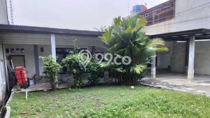 Ready to Use! Luxury House LT 466m2 Desain Elegan di Utan Kayu Ready to Use! Luxury House LT 466m2 Desain Elegan di Utan Kayu