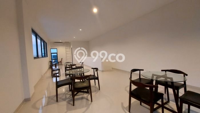 SENTRA BISNIS! Ruko Kawasan Cakung, Luas 170m2m², Pusat Perniagaan SENTRA BISNIS! Ruko Kawasan Cakung, Luas 170m2m², Pusat Perniagaan