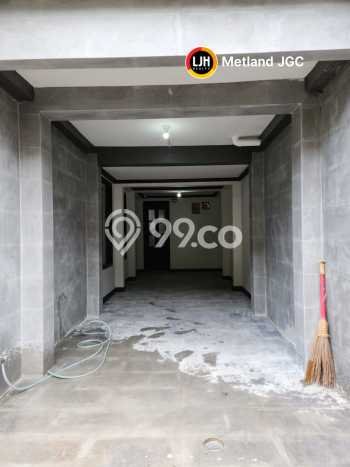 Rumah Luxury Modern Siap Huni di Pondok Bambu Jakarta Timur Rumah Luxury Modern Siap Huni di Pondok Bambu Jakarta Timur