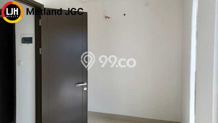 Unit Ruko Dijual di Jakarta Timur LT 63m2 & LB 56m2 Unit Ruko Dijual di Jakarta Timur LT 63m2 & LB 56m2