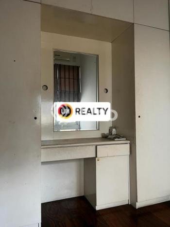 Rumah LT 125m² Semi Furnished di Jati Asih, Dekat Mal, Bekasi Rumah LT 125m² Semi Furnished di Jati Asih, Dekat Mal, Bekasi