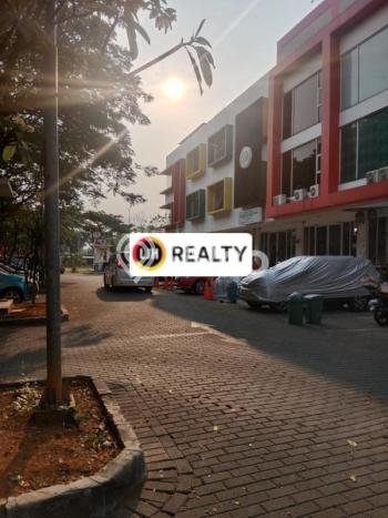 Ruko Lokasi Bisnis Kawasan Cakung, Luas 148m², Jalur Strategis Ruko Lokasi Bisnis Kawasan Cakung, Luas 148m², Jalur Strategis