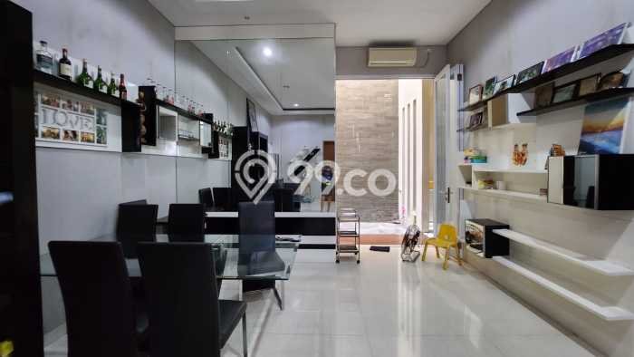 Rumah Mewah Dijual LT 160m2 di Kelapa Gading, Jakarta Utara Rumah Mewah Dijual LT 160m2 di Kelapa Gading, Jakarta Utara