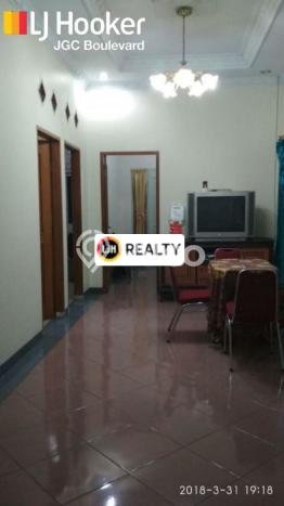 Rumah lokasi Duren Sawit, Jakarta Timur, Luas 105m2m² Bangunan 200m2m² Rumah lokasi Duren Sawit, Jakarta Timur, Luas 105m2m² Bangunan 200m2m²