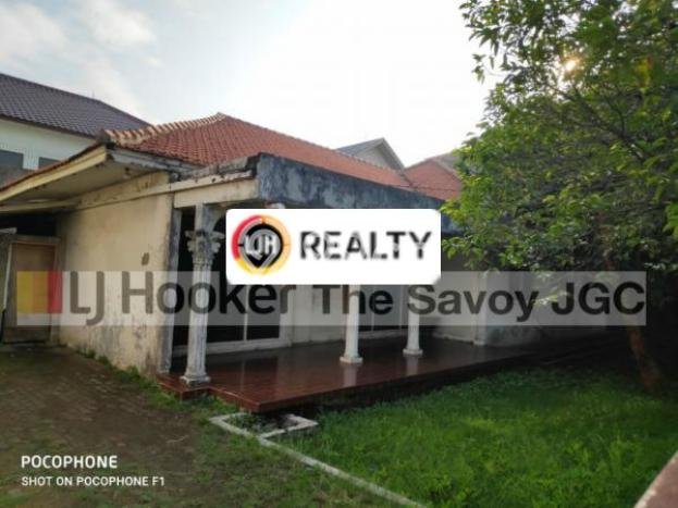 Rumah Asri dengan Luas Tanah 630m2m² di Lokasi Duren Sawit, Jakarta Timur Rumah Asri dengan Luas Tanah 630m2m² di Lokasi Duren Sawit, Jakarta Timur