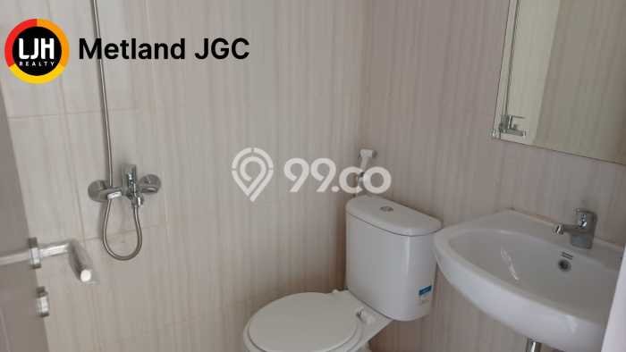 Unit Ruko Dijual di Jakarta Timur LT 63m2 & LB 56m2 Unit Ruko Dijual di Jakarta Timur LT 63m2 & LB 56m2