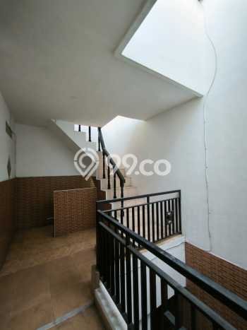 For Sale Rumah Mewah Exclusive di Cakung, Jakarta Timur For Sale Rumah Mewah Exclusive di Cakung, Jakarta Timur