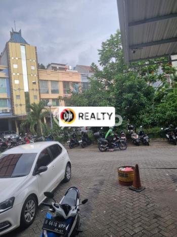 Ruko Strategis di Sumur Batu, Luas 146m², Jalan Utama, Area Bisnis Aktif Ruko Strategis di Sumur Batu, Luas 146m², Jalan Utama, Area Bisnis Aktif