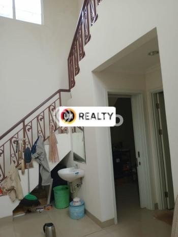 Rumah Siap Huni LT 90m² / LB 50m² di Kawasan Bisnis Cakung, Jakarta Timur Rumah Siap Huni LT 90m² / LB 50m² di Kawasan Bisnis Cakung, Jakarta Timur