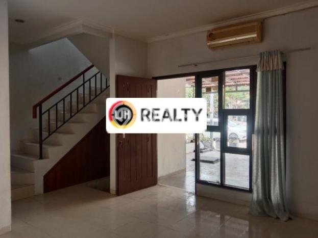 Rumah Lokasi Strategis area Cakung, Jakarta Timur, Luas 98m² LB 144m² Rumah Lokasi Strategis area Cakung, Jakarta Timur, Luas 98m² LB 144m²