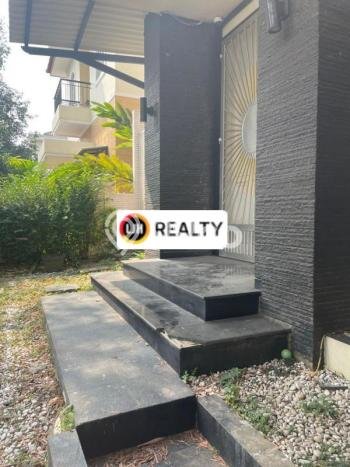 Rumah LT 313m² di Pusat Kota Cikarang, Bekasi - Lokasi Premium Rumah LT 313m² di Pusat Kota Cikarang, Bekasi - Lokasi Premium