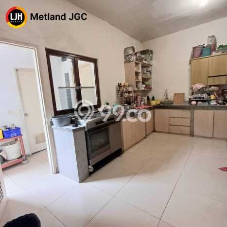 Jual Rumah Luas Elegan Dengan View Cantik di Jakarta Garden City, Jakarta Timur Jual Rumah Luas Elegan Dengan View Cantik di Jakarta Garden City, Jakarta Timur