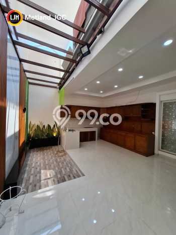 Rumah Luxury Modern Siap Huni di Metland Menteng Jakarta Timur Rumah Luxury Modern Siap Huni di Metland Menteng Jakarta Timur
