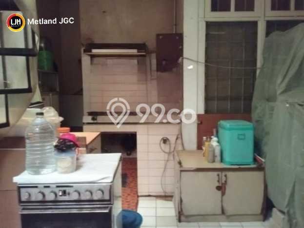 Dijual Rumah Premium dengan Fasilitas Sekitar Komplit di Duren Sawit, Jakarta Timur Dijual Rumah Premium dengan Fasilitas Sekitar Komplit di Duren Sawit, Jakarta Timur