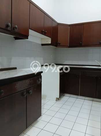 Hunian Mewah Siap Huni LT 261m2 di Kebayoran Baru, Jakarta Selatan Hunian Mewah Siap Huni LT 261m2 di Kebayoran Baru, Jakarta Selatan