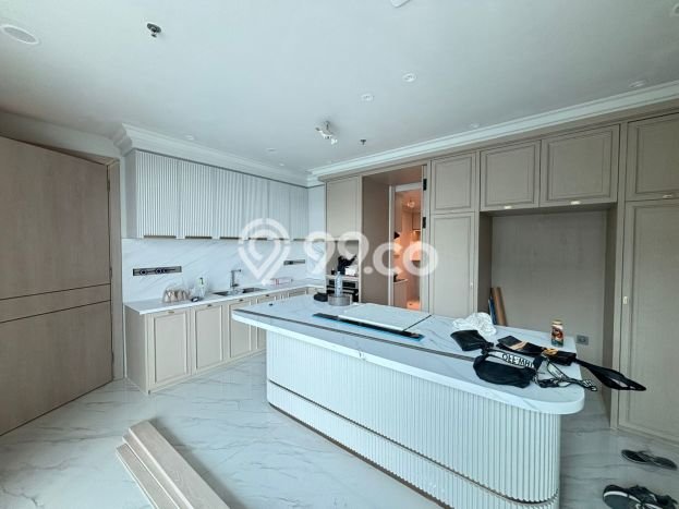 Apartemen Strategis 386m2 di Puri Indah Jakarta Barat 5 KT Apartemen Strategis 386m2 di Puri Indah Jakarta Barat 5 KT