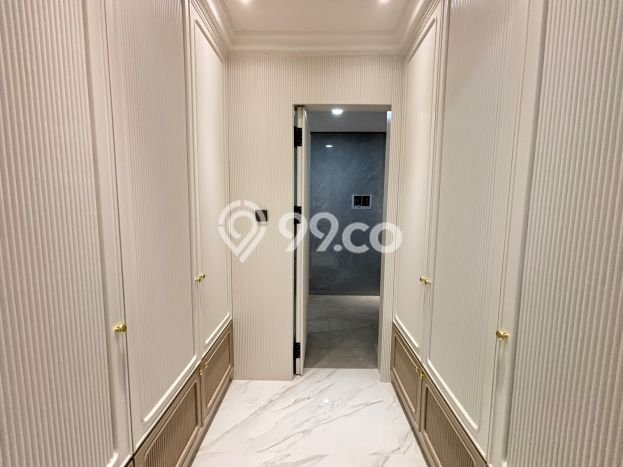 Apartemen Prestisius Dijual di Jakarta Barat Lokasi Strategis Punya 5 Kamar Tidur Apartemen Prestisius Dijual di Jakarta Barat Lokasi Strategis Punya 5 Kamar Tidur