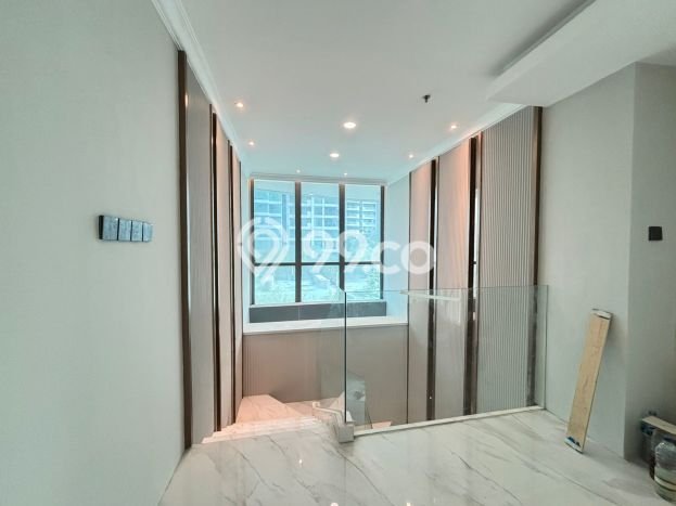 Apartemen Strategis 386m2 di Puri Indah Jakarta Barat 5 KT Apartemen Strategis 386m2 di Puri Indah Jakarta Barat 5 KT