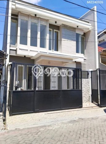 Rumah Idaman Keluarga! Rumah 2 Lantai area Sukolilo, Surabaya, LT 160m2m² Bangunan 220m2m² Rumah Idaman Keluarga! Rumah 2 Lantai area Sukolilo, Surabaya, LT 160m2m² Bangunan 220m2m²