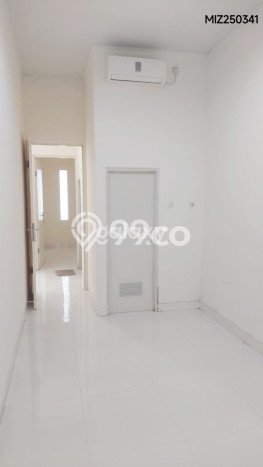 SPECIAL OFFER! Rumah Nyaman area Sukolilo, LT 100m2m² LB 75m2m² SPECIAL OFFER! Rumah Nyaman area Sukolilo, LT 100m2m² LB 75m2m²