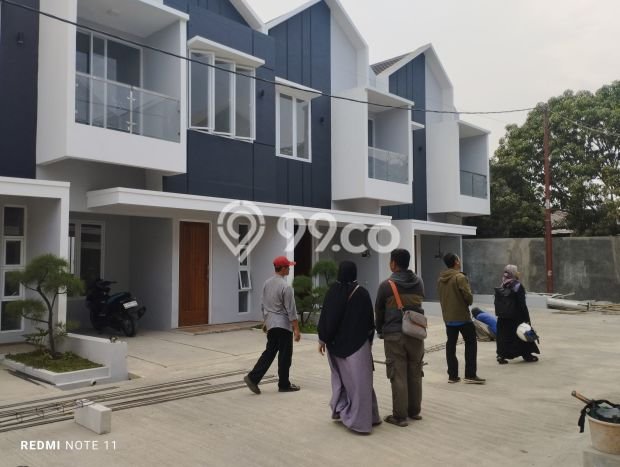 Dijual Rumah Modern 3 KT di Kalisari, Jakarta Timur Dijual Rumah Modern 3 KT di Kalisari, Jakarta Timur
